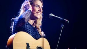 Laura Laune enceinte