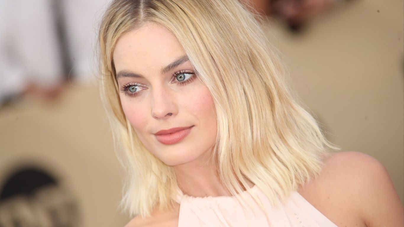 Margot Robbie Taille