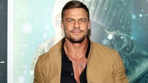 Alan Ritchson Poids